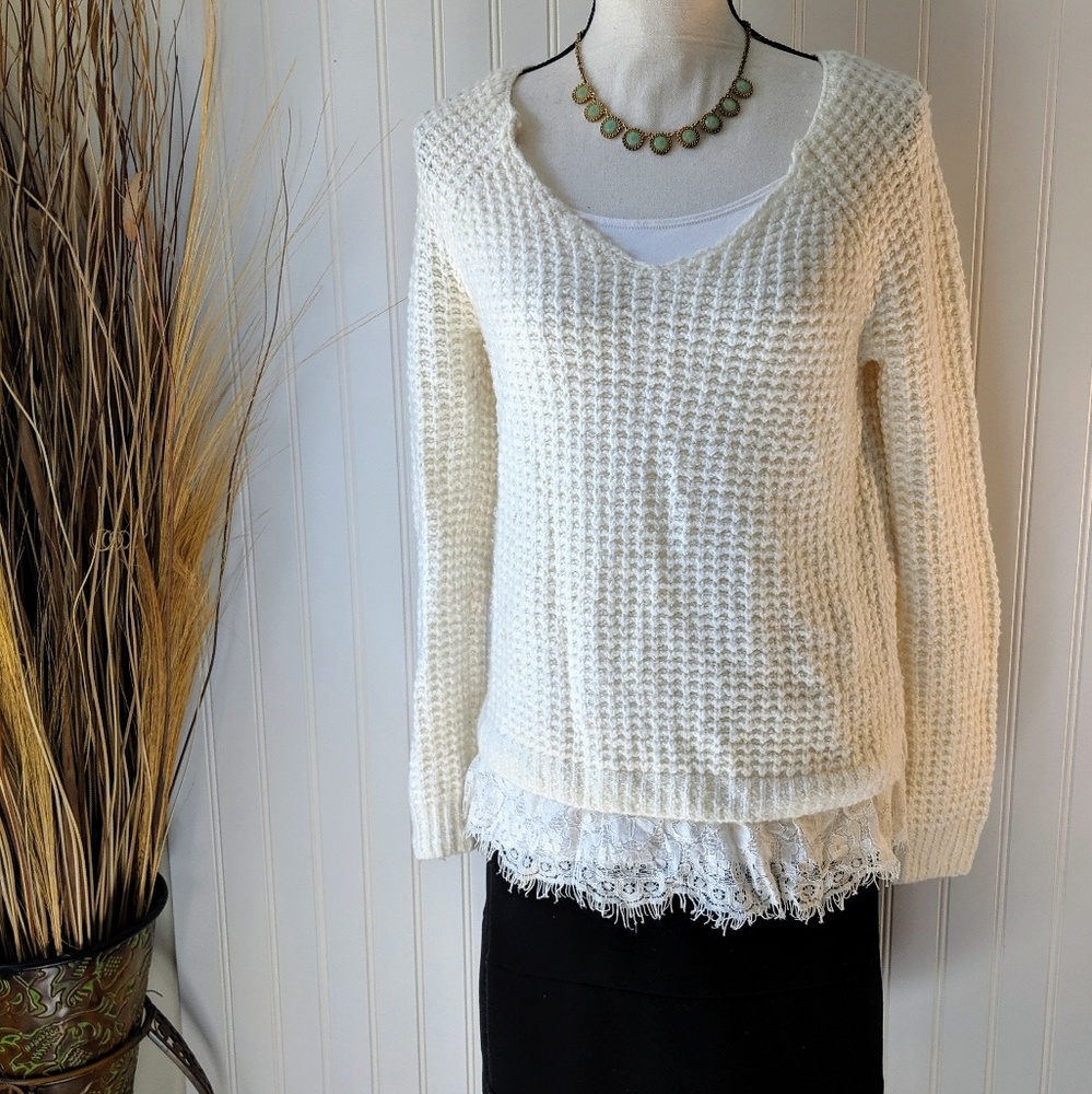 6/$25 ⬇️ Hollister Cream Sweater w/ Lace Trim